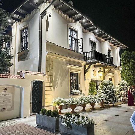 Bed and Breakfast Dwor Anna Цецежин Экстерьер фото