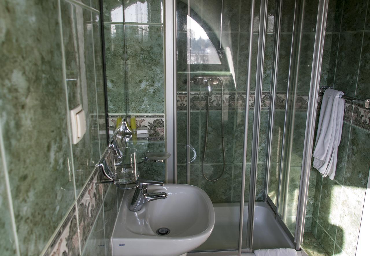 Bed and Breakfast Dwor Anna Цецежин Номер фото