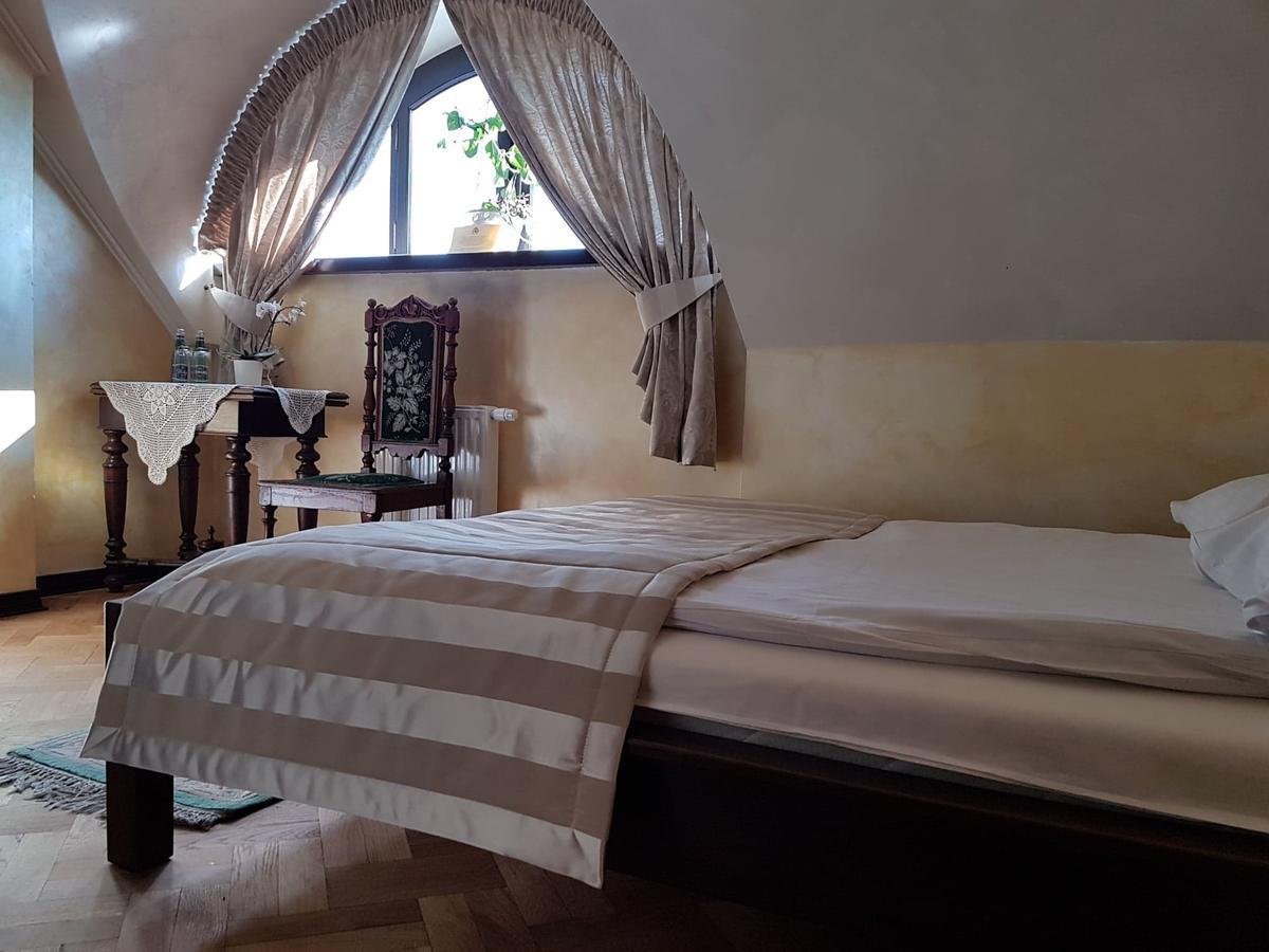 Bed and Breakfast Dwor Anna Цецежин Экстерьер фото